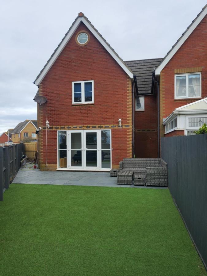 Sunnyvale Villa Barry Luaran gambar